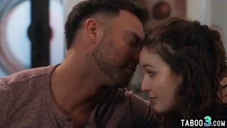 Discover Leana Lovings in Stunning HD - Scene 616